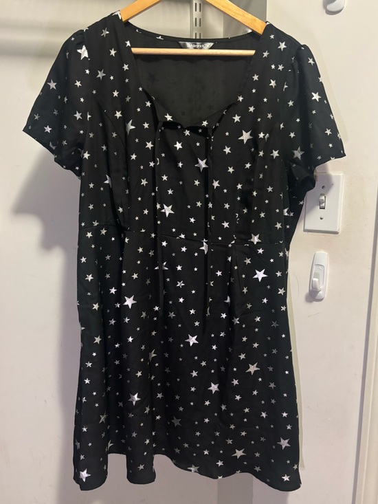 Allegra K Dresses & Skirts - Allegra K Black Star-Print Short Sleeve Dress